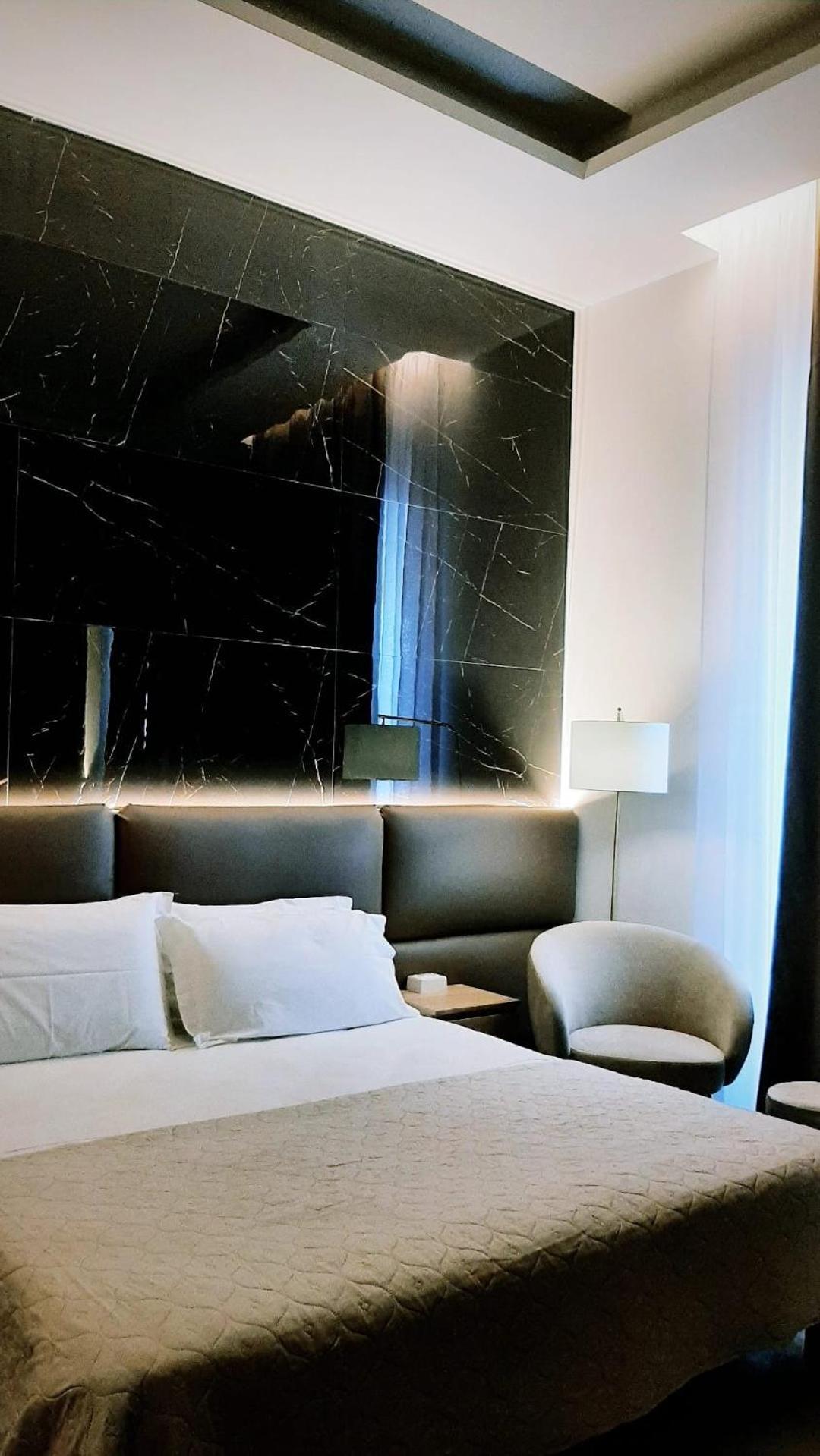 Baaria House Hotel Barcellona-Pozzo di Gotto Dış mekan fotoğraf